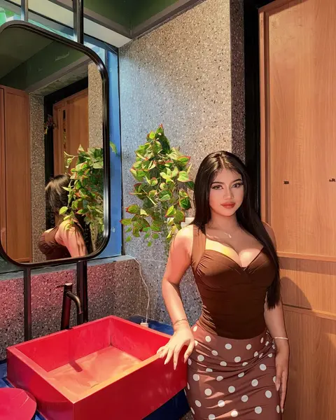 Aulia: sensual massage in Singapore